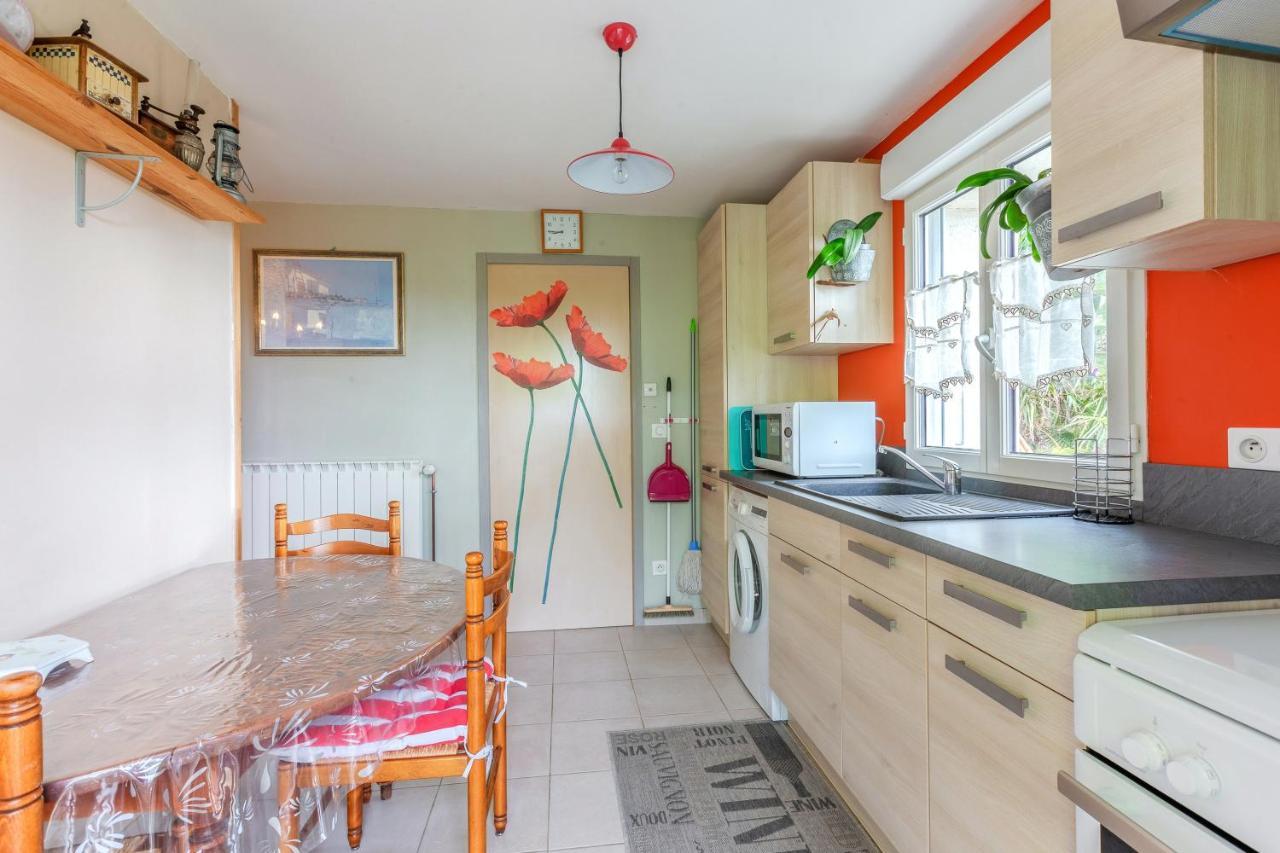 Appartement Accueillant A Mortagne Sur Gironde 45 M² Terrasse Ngoại thất bức ảnh